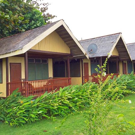 Pems Pension And Restaurant Taytay  Exterior photo