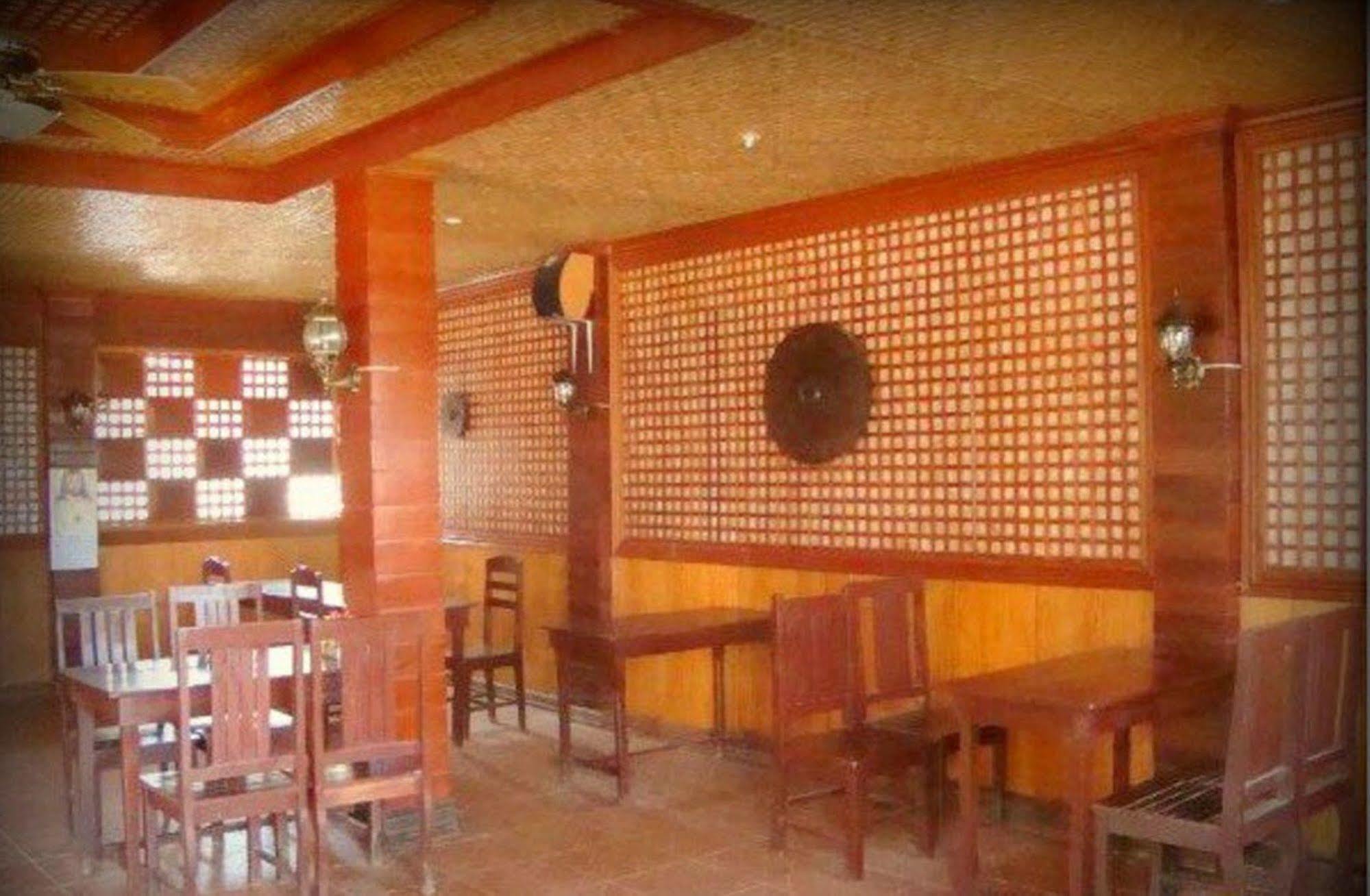 Pems Pension And Restaurant Taytay  Exterior photo