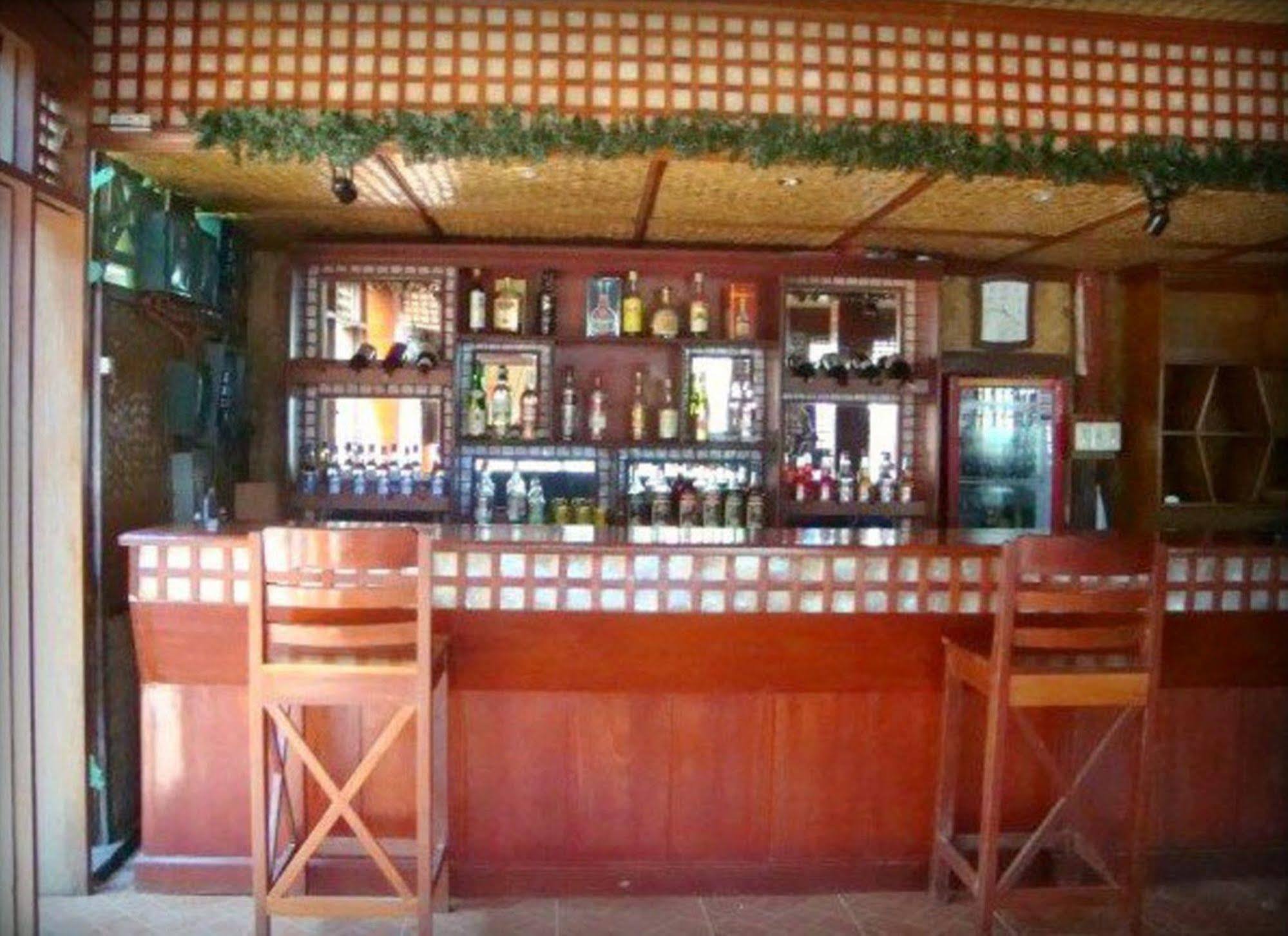 Pems Pension And Restaurant Taytay  Exterior photo